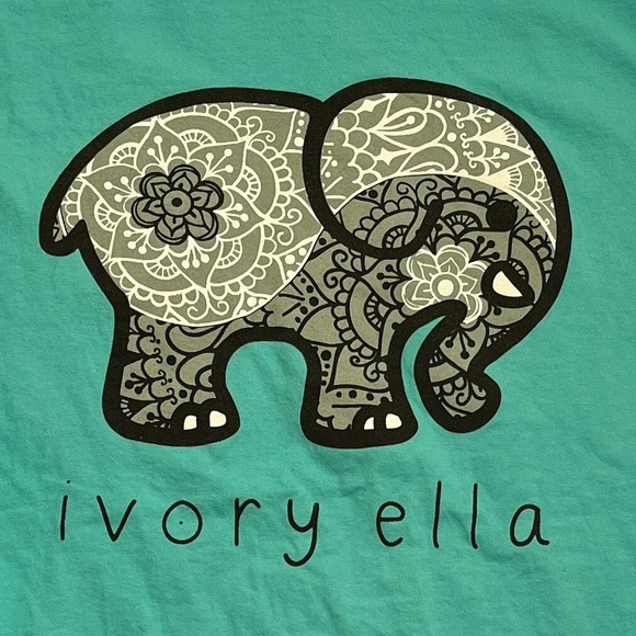ivory ella Tops - Ivory Ella turquoise signature logo elephant short sleeve pocket t-shirt